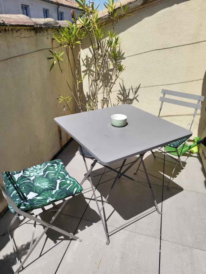 נים La Dolce Vita Nimoise Terrasse 100 M Des Arenes מראה חיצוני תמונה