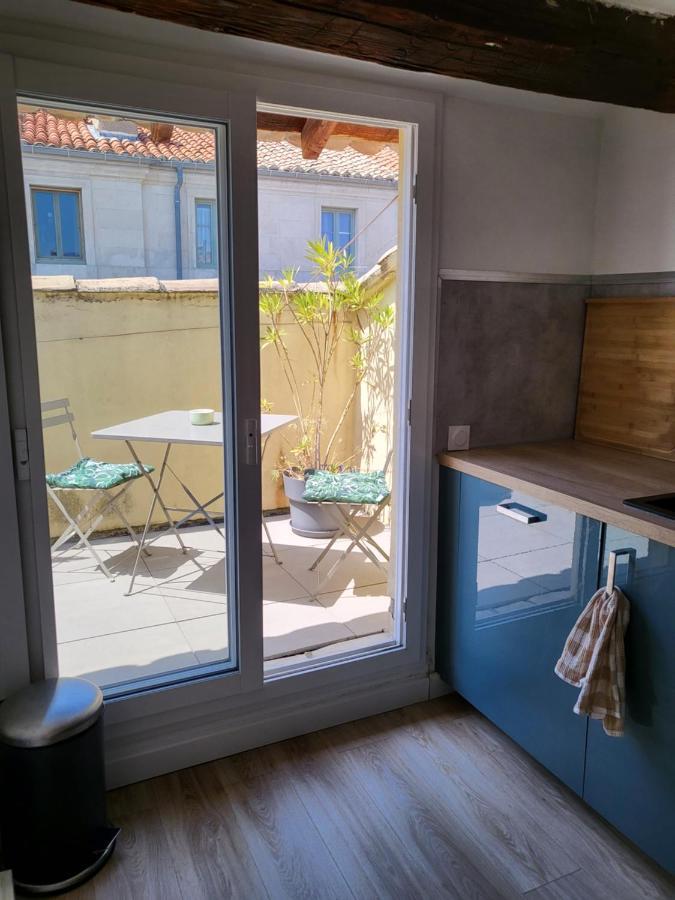 נים La Dolce Vita Nimoise Terrasse 100 M Des Arenes מראה חיצוני תמונה